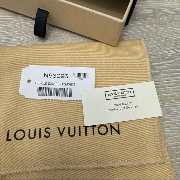 Louis Vuitton Trifold Damien Graphite Mens Wallet Black Grey N63096 - Picture 8 of 14